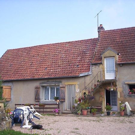 Chambre A La Campagne Saint-Aubin-en-Charollais Екстериор снимка